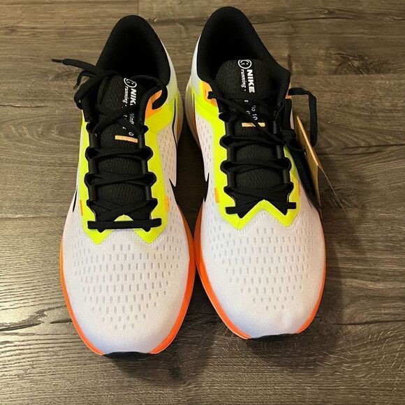 Nike Winflo 10 size 11.5 main image 5